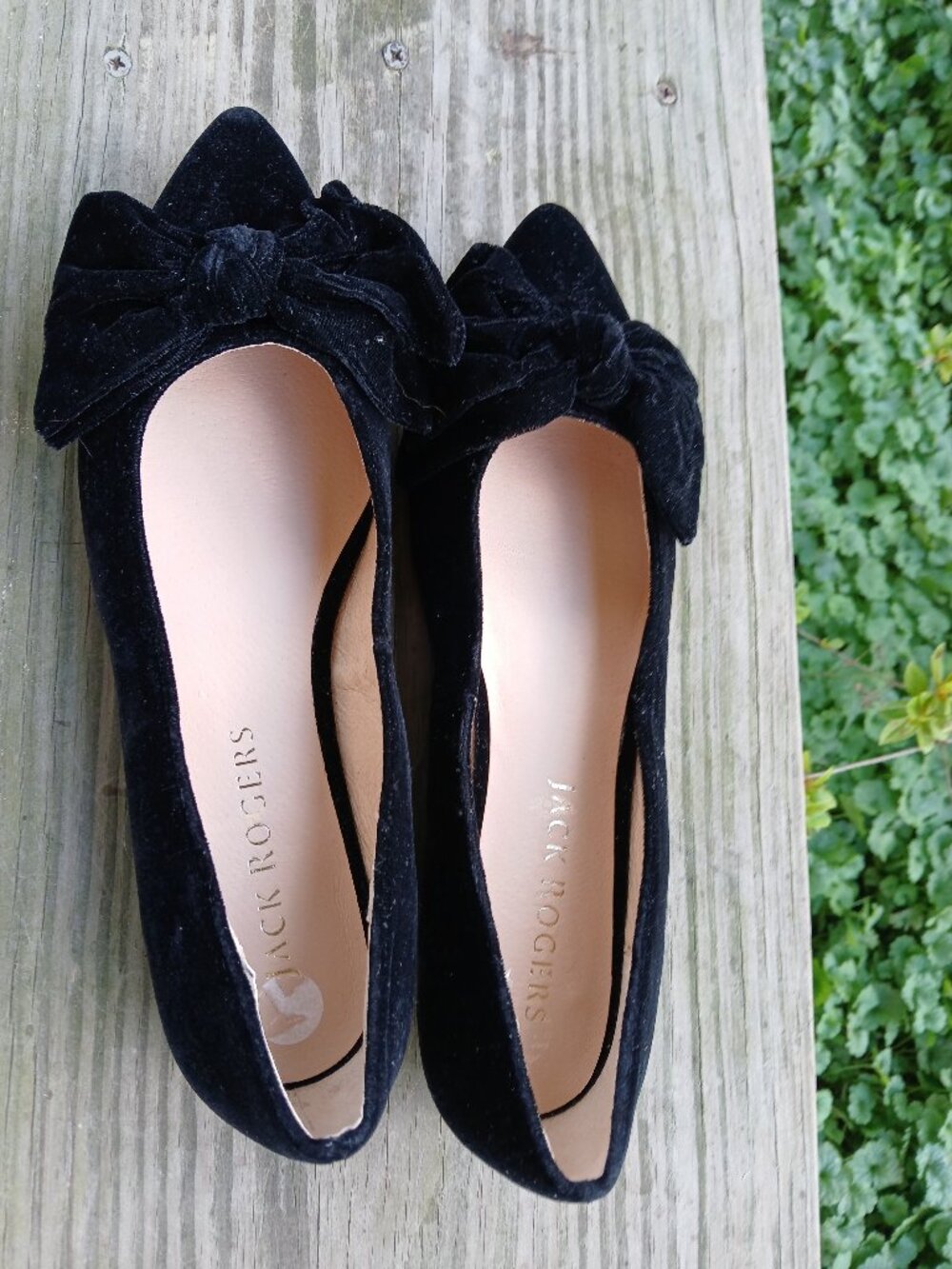 Jack Rogers Black Velvet Bow Flats sz 9.5 M